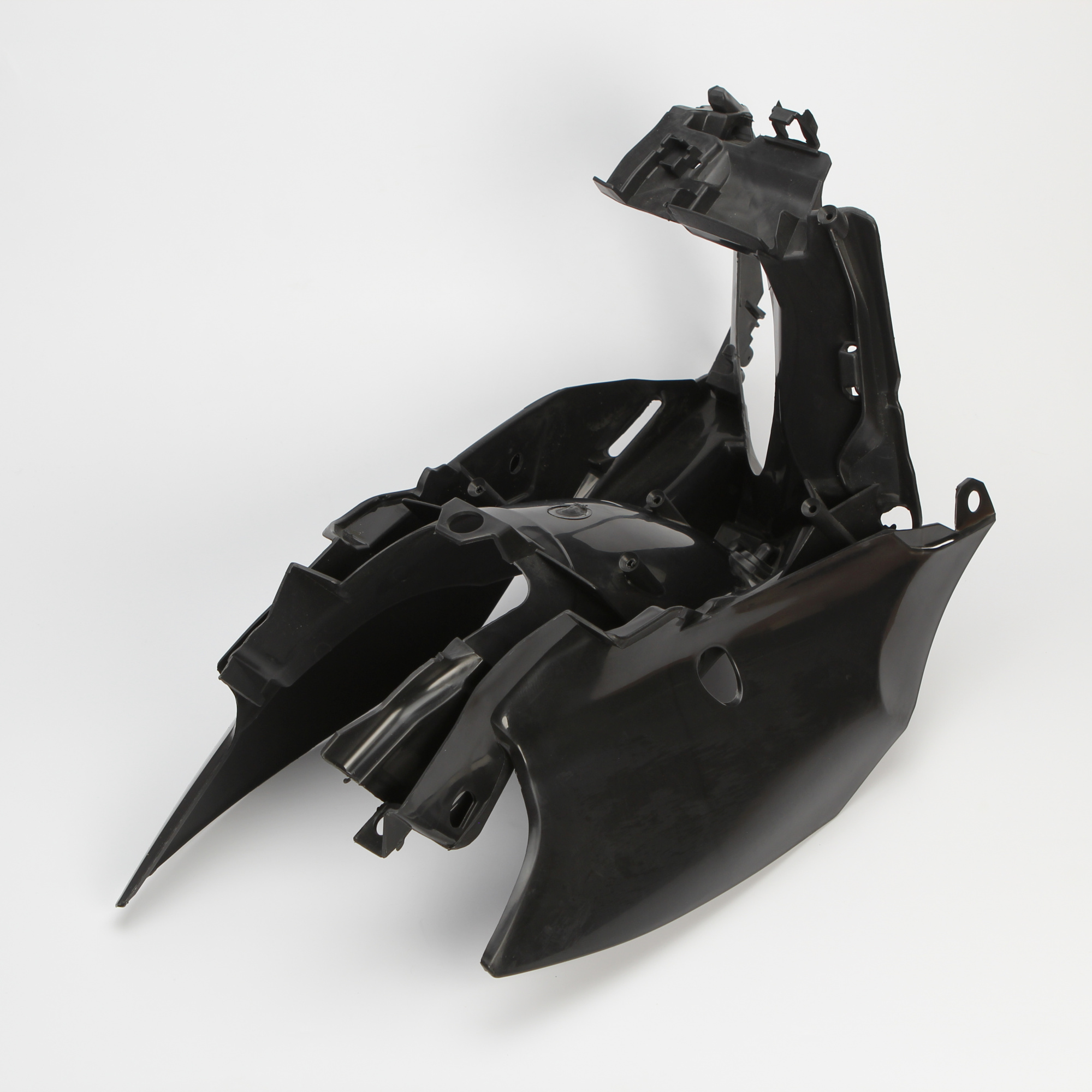 Пластик средняя часть, под возд.фильтр Avantis A7 Avantis - мотозапчасть